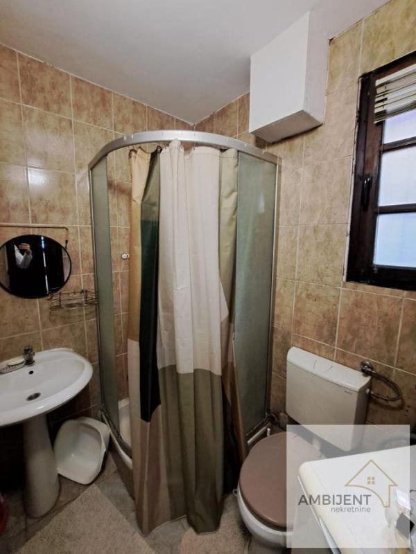 Stan na prodaju u Beogradu, Jajinci, jednosoban, 31m2, cena 92000 evra