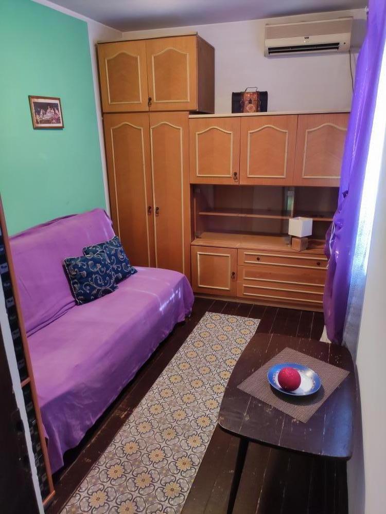 Stan na prodaju u Beogradu, Zemun centar, jednoiposoban, 31m2, cena 145000 evra