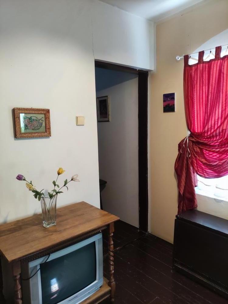 Stan na prodaju u Beogradu, Zemun centar, jednoiposoban, 31m2, cena 145000 evra