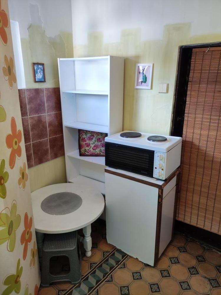 Stan na prodaju u Beogradu, Zemun centar, jednoiposoban, 31m2, cena 145000 evra