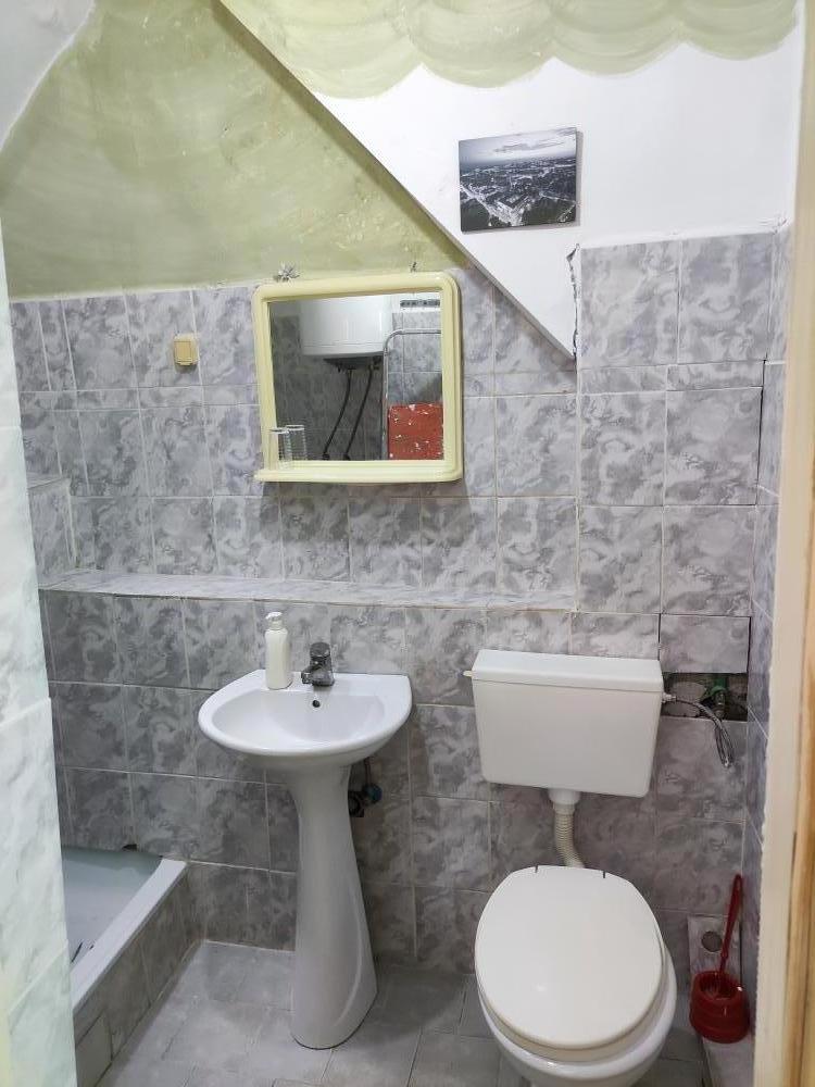 Stan na prodaju u Beogradu, Zemun centar, jednoiposoban, 31m2, cena 145000 evra