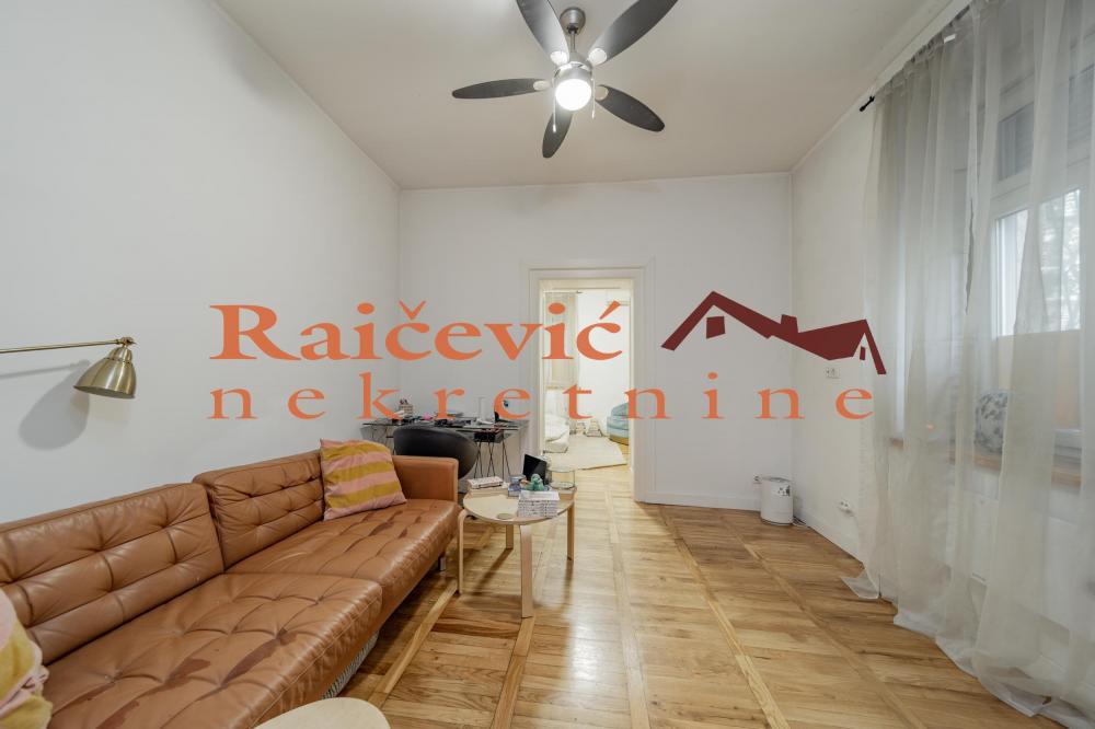 Stan na prodaju u Beogradu, Dorćol, dvosoban, 40m2, cena 220000 evra