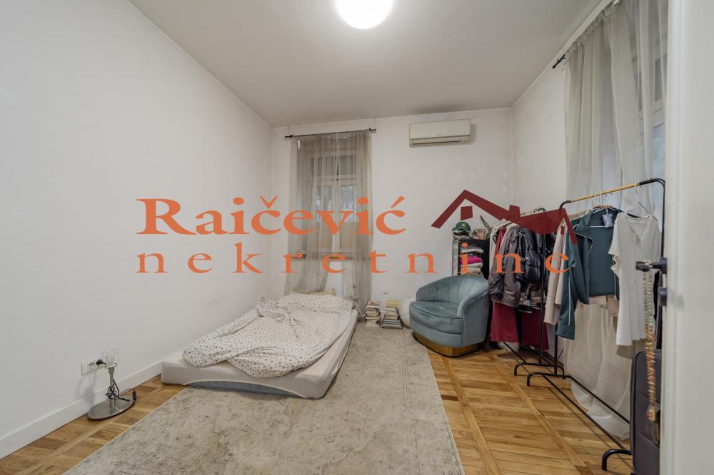 Stan na prodaju u Beogradu, Dorćol, dvosoban, 40m2, cena 220000 evra