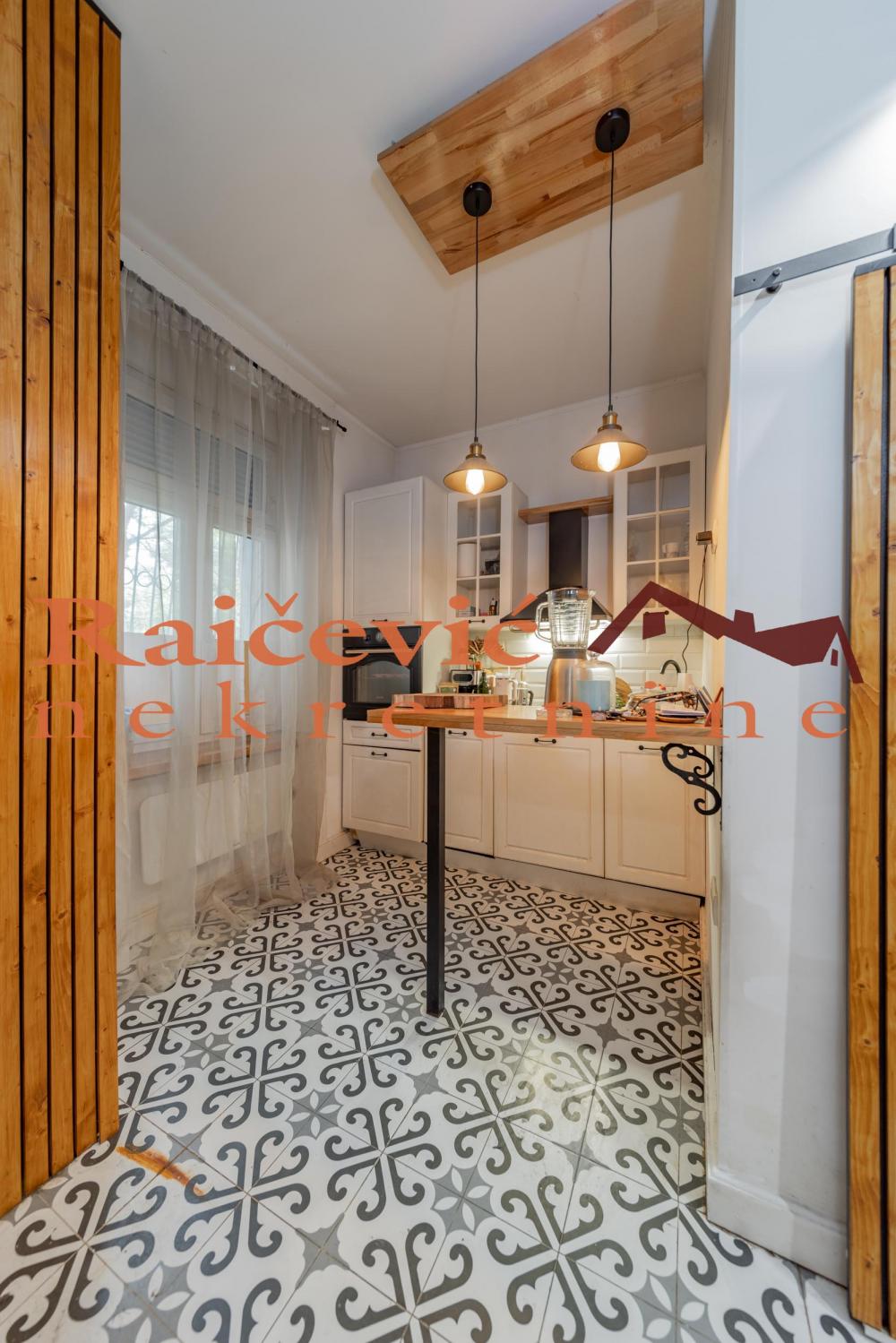 Stan na prodaju u Beogradu, Dorćol, dvosoban, 40m2, cena 220000 evra