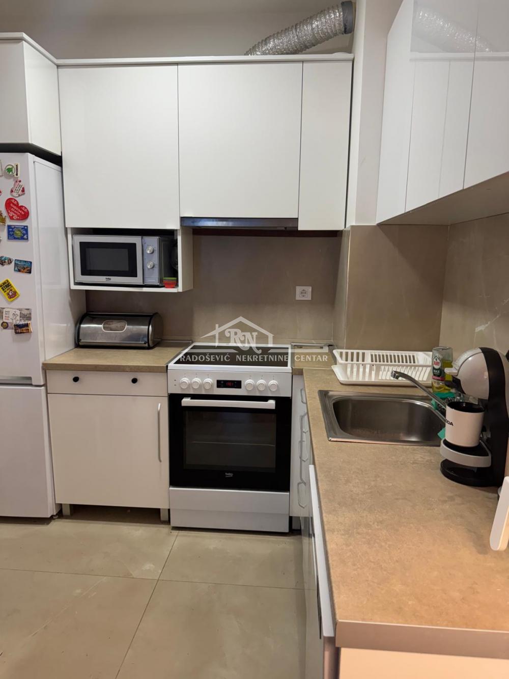Stan na prodaju u Beogradu, Višnjička banja, jednoiposoban, 44m2, cena 149900 evra