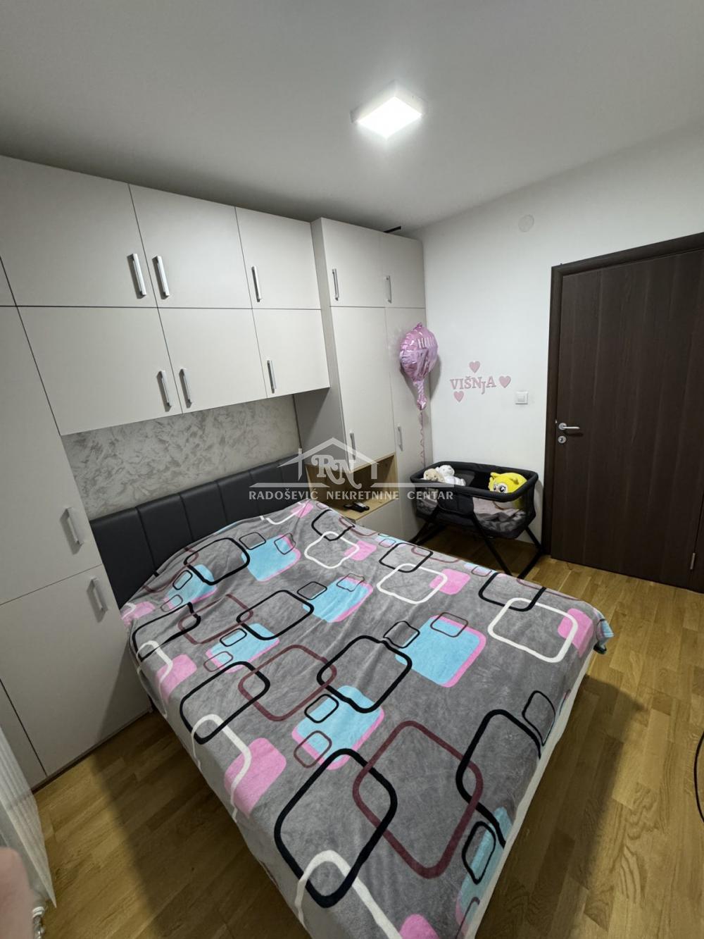 Stan na prodaju u Beogradu, Višnjička banja, jednoiposoban, 44m2, cena 149900 evra