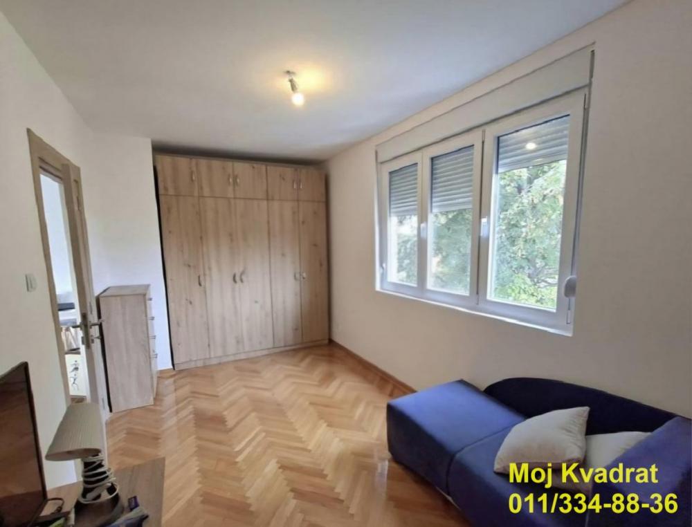 Stan na prodaju u Beogradu, Karaburma, dvosoban, 55m2, cena 157000 evra