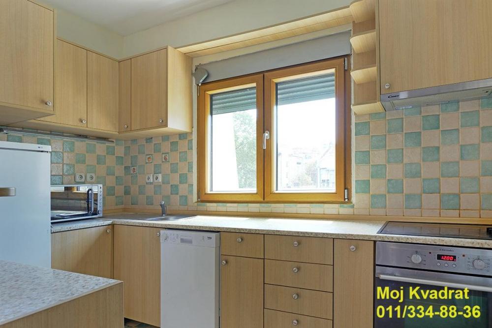 Stan na prodaju u Beogradu, Stari grad, trosoban, 78m2, cena 315000 evra