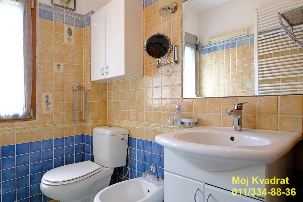 Stan na prodaju u Beogradu, Stari grad, trosoban, 78m2, cena 315000 evra
