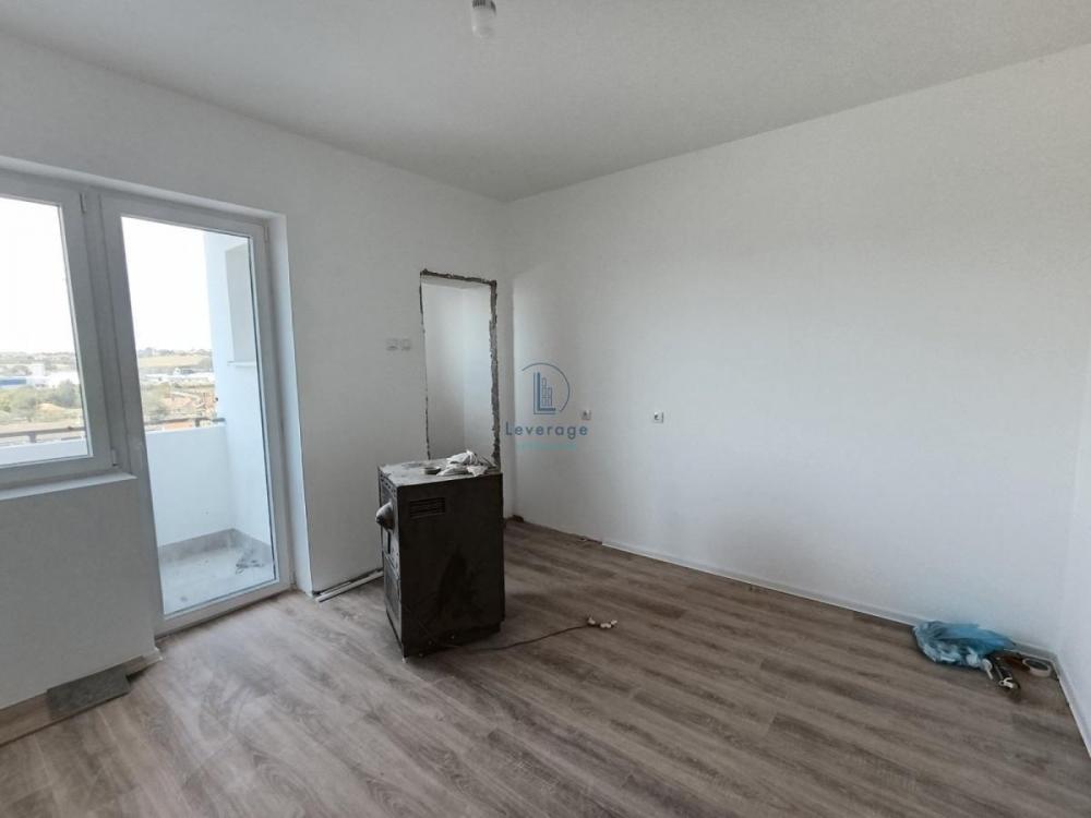 Stan na prodaju u Beogradu, trosoban, 66m2, cena 108900 evra