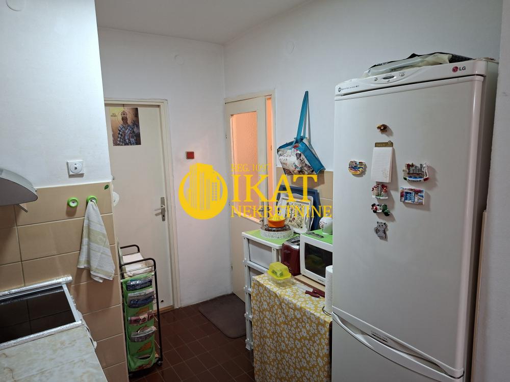 Stan na prodaju u Beogradu, Zvezdara, dvoiposoban, 62m2, cena 183000 evra
