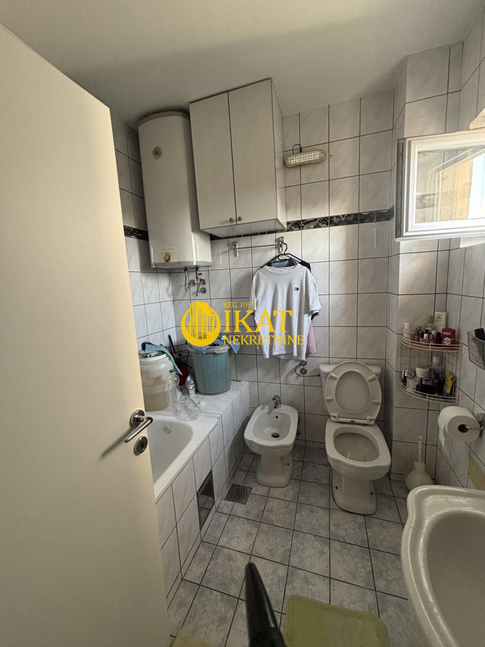Stan na prodaju u Beogradu, Zemun, troiposoban, 112m2, cena 340000 evra