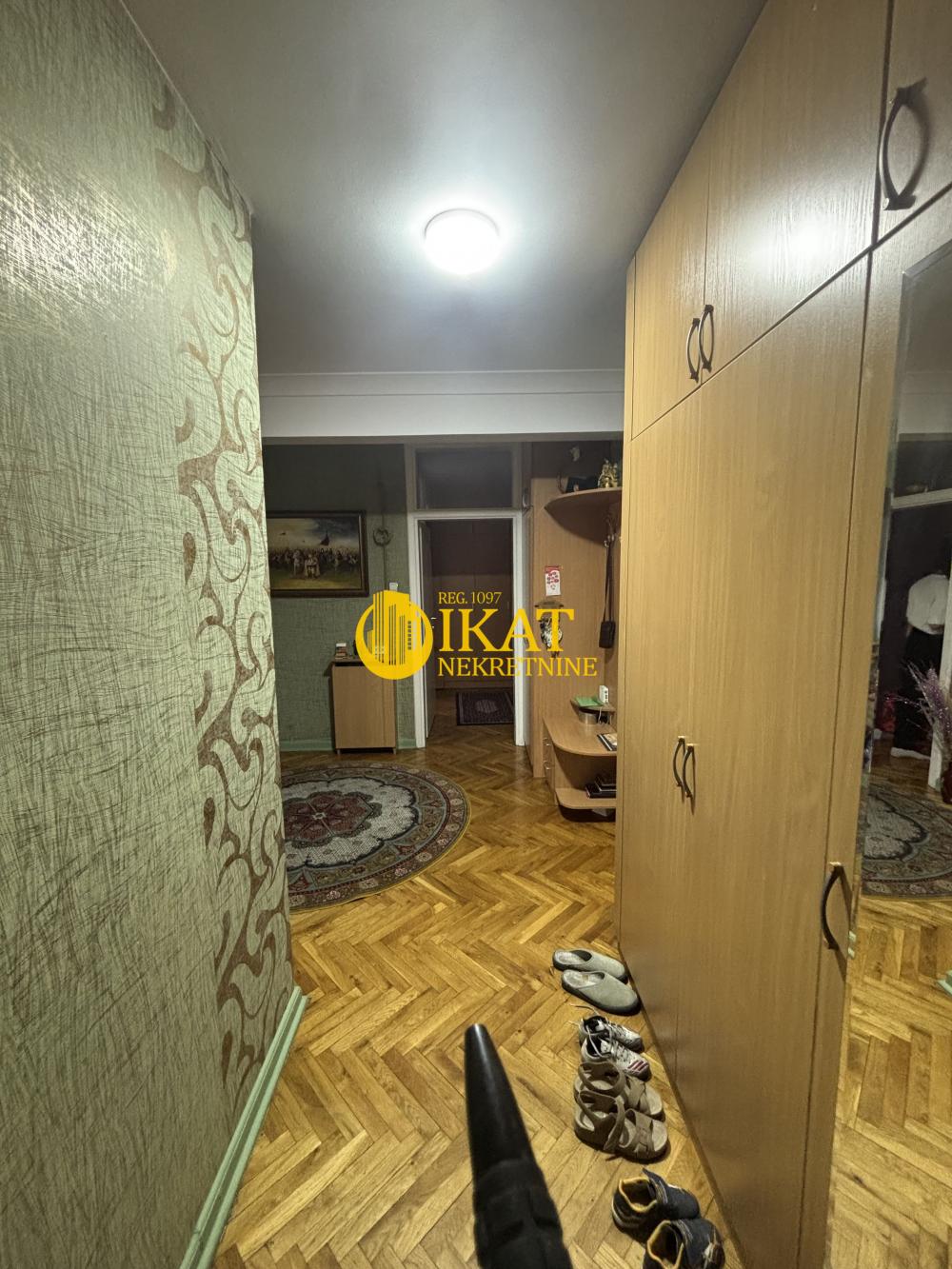 Stan na prodaju u Beogradu, Zemun, troiposoban, 112m2, cena 340000 evra