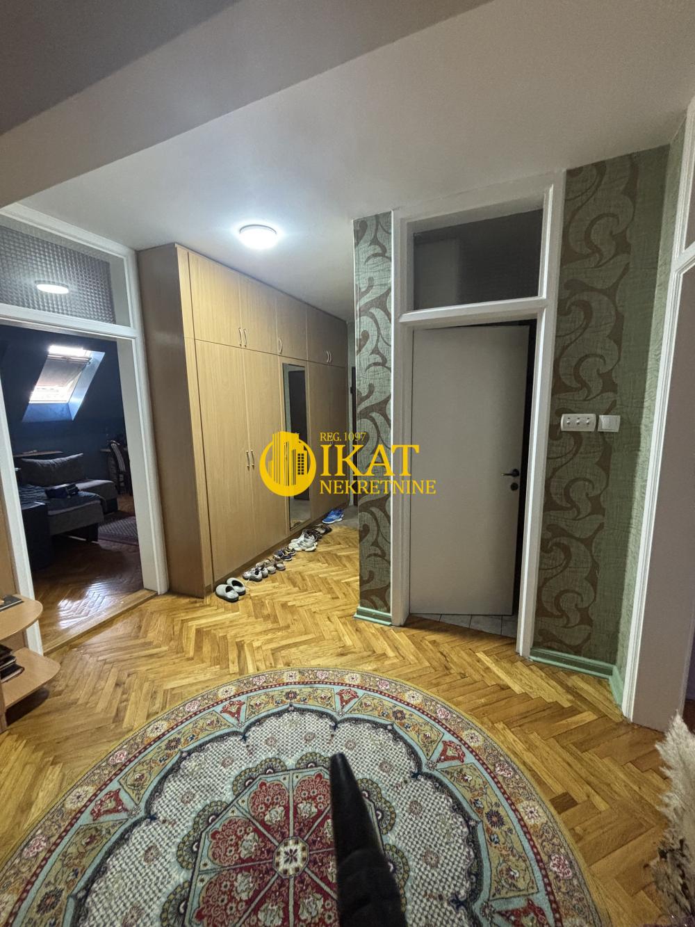 Stan na prodaju u Beogradu, Zemun, troiposoban, 112m2, cena 340000 evra