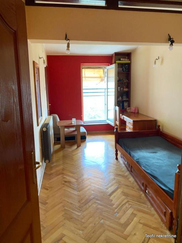 Stan na prodaju u Beogradu, Dorćol, cetvorosoban, 84m2, cena 349900 evra