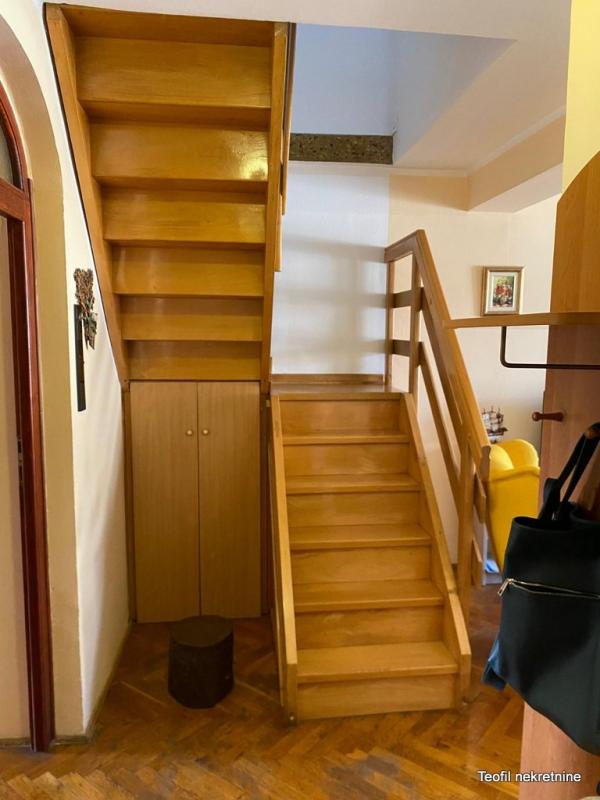 Stan na prodaju u Beogradu, Dorćol, cetvorosoban, 84m2, cena 349900 evra