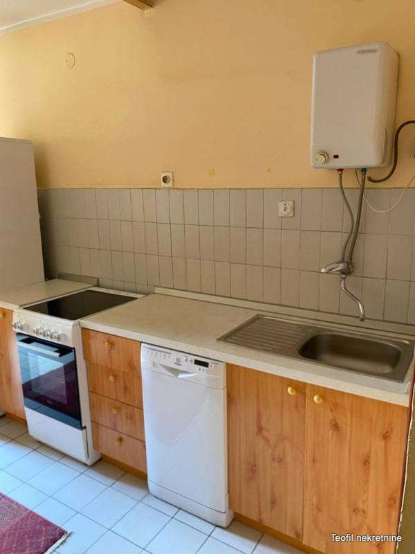 Stan na prodaju u Beogradu, Dorćol, cetvorosoban, 84m2, cena 349900 evra