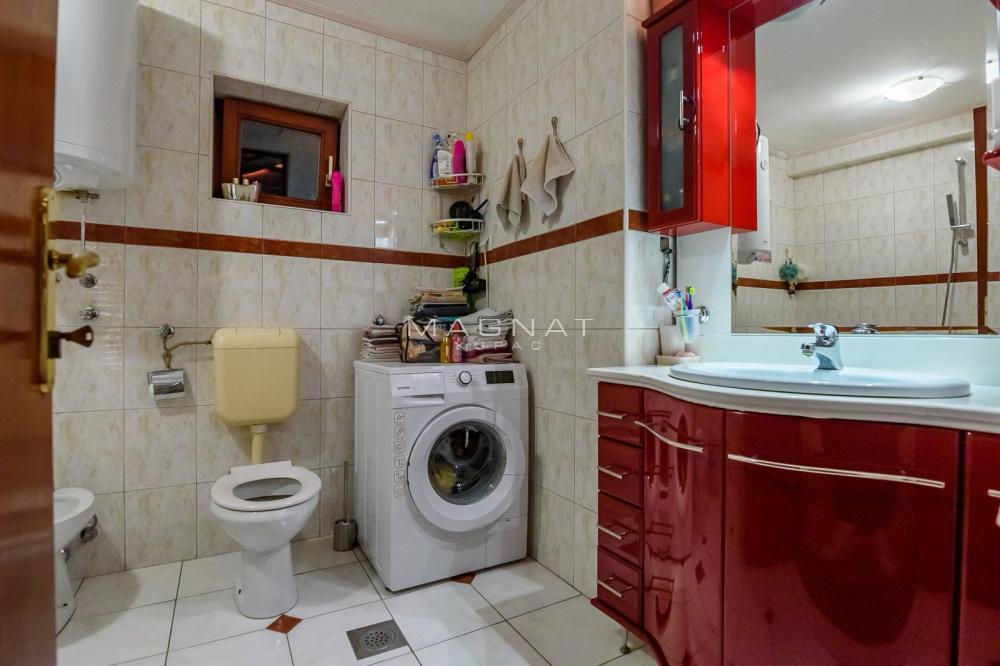 Stan na prodaju u Beogradu, Stari grad, cetvorosoban, 105m2, cena 395000 evra