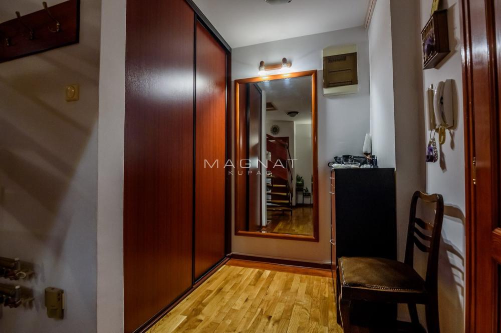 Stan na prodaju u Beogradu, Stari grad, cetvorosoban, 105m2, cena 395000 evra