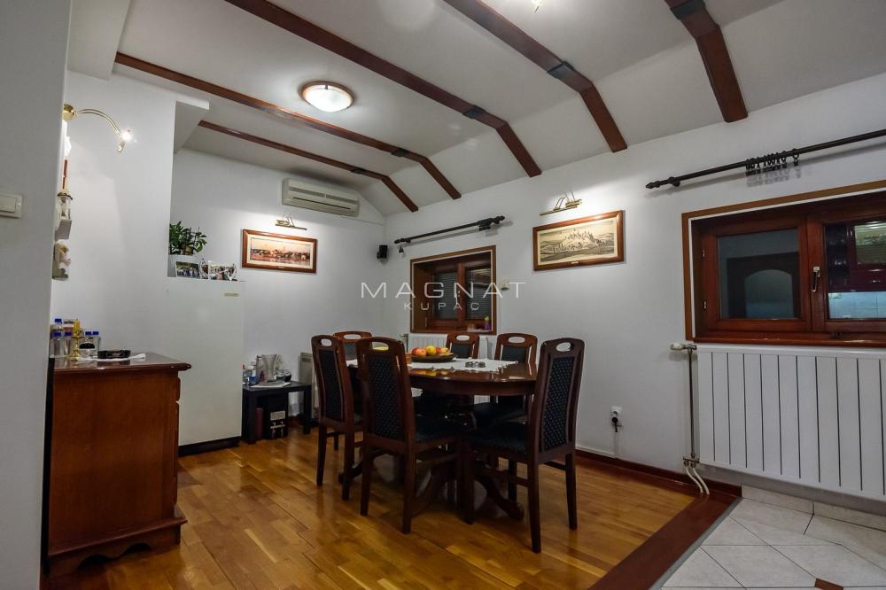 Stan na prodaju u Beogradu, Stari grad, cetvorosoban, 105m2, cena 395000 evra