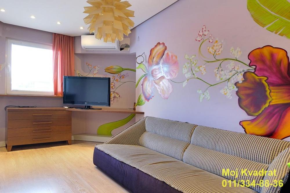 Stan na prodaju u Beogradu, Kalenić pijaca, cetvorosoban, 161m2, cena 674000 evra