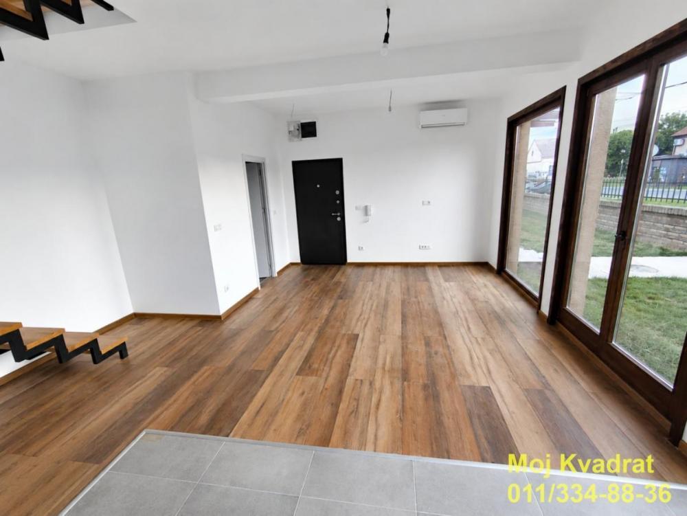 Stan na prodaju u Beogradu, Borča, cetvorosoban, 86m2, cena 180000 evra
