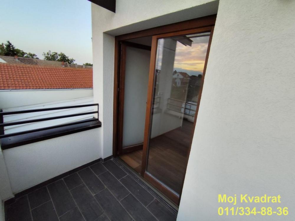 Stan na prodaju u Beogradu, Borča, cetvorosoban, 86m2, cena 180000 evra
