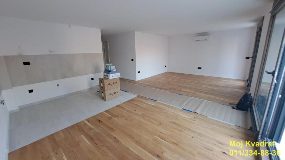 Stan na prodaju u Beogradu, Voždovac, trosoban, 71m2, cena 234894 evra