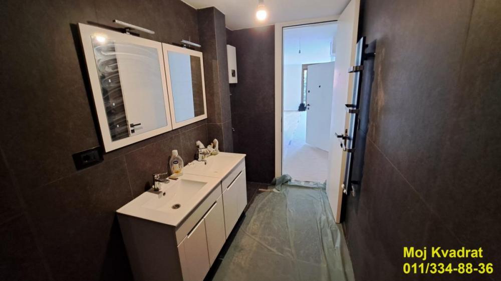 Stan na prodaju u Beogradu, Voždovac, trosoban, 71m2, cena 234894 evra