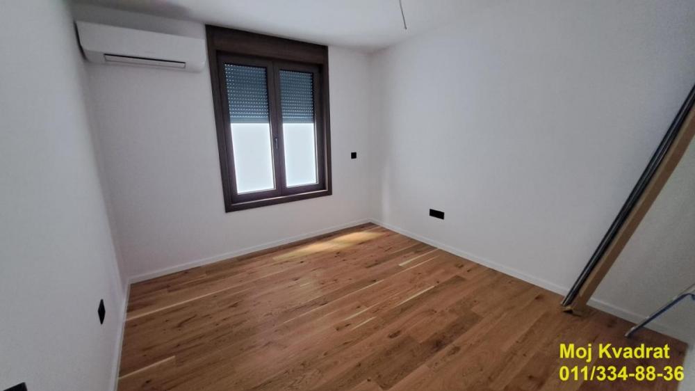 Stan na prodaju u Beogradu, Voždovac, trosoban, 71m2, cena 234894 evra