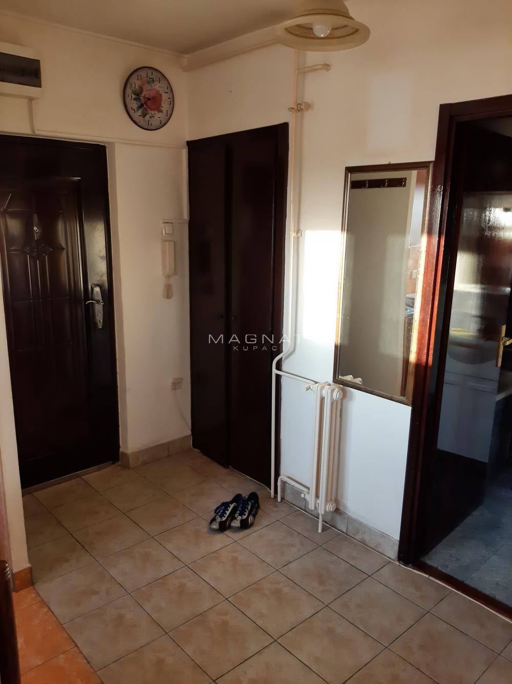 Stan na prodaju u Beogradu, Čukarica, jednosoban, 40m2, cena 155000 evra