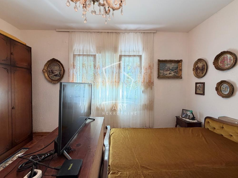 Stan na prodaju u Beogradu, Senjak, dvosoban, 67m2, cena 290000 evra