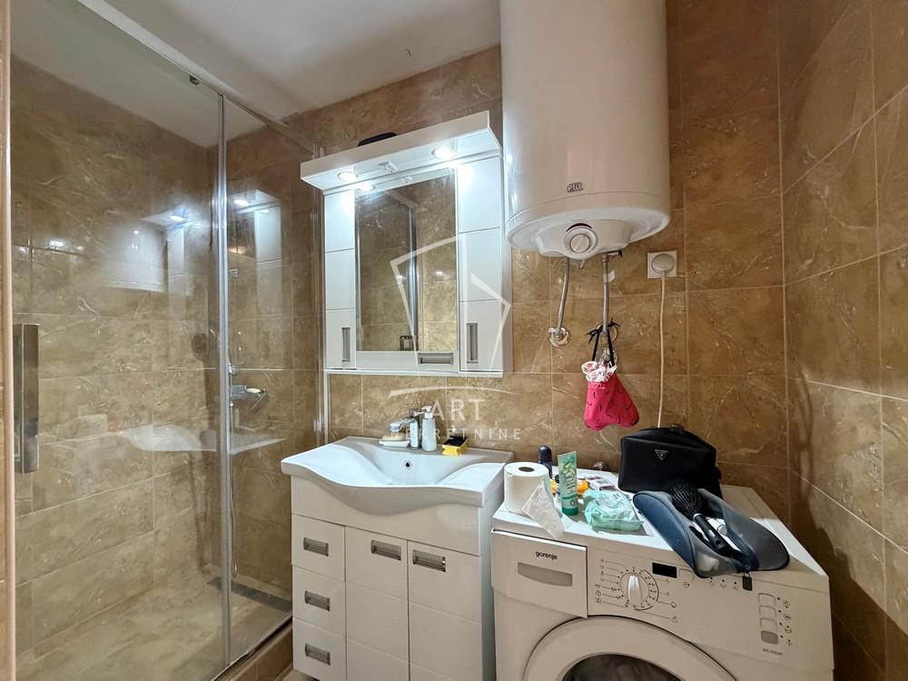 Stan na prodaju u Beogradu, Novi Beograd blok 45 (TC Enjub), 29m2, cena 148000 evra