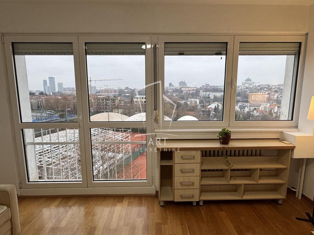 Stan na prodaju u Beogradu, Dedinje, dvoiposoban, 64m2, cena 249600 evra
