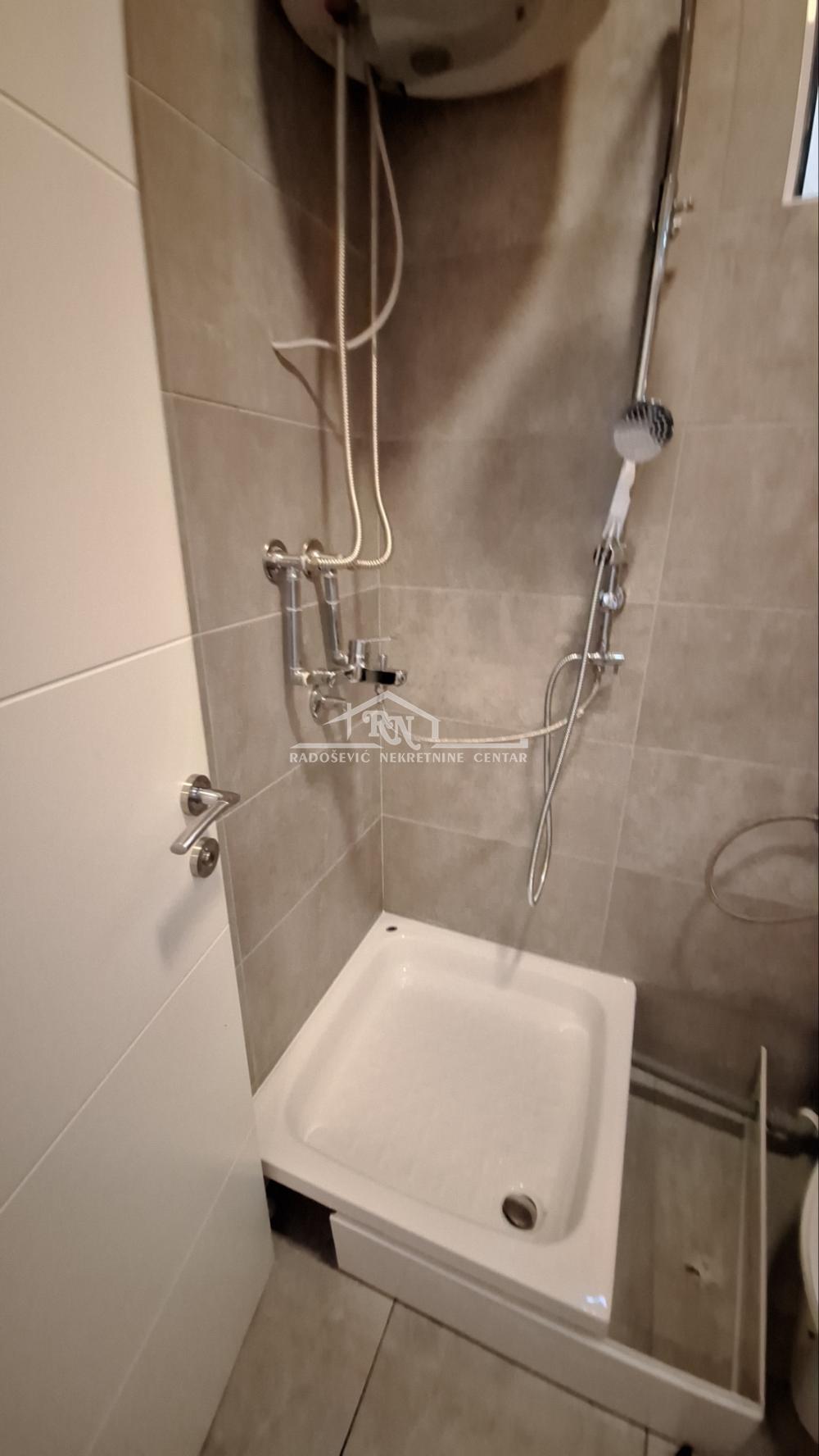 Stan na prodaju u Beogradu, Đeram pijaca, 118m2, cena 349000 evra