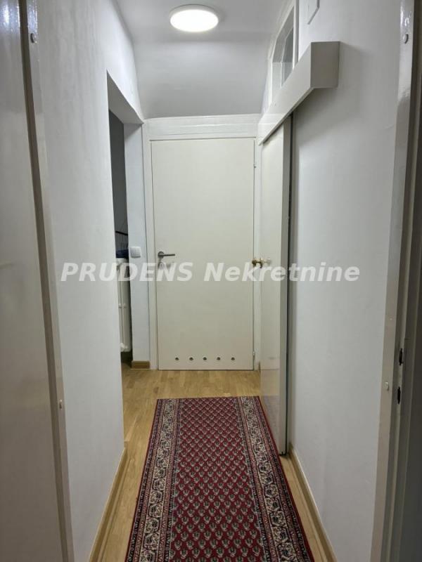 Stan na prodaju u Beogradu, Novi Beograd blok 71, dvosoban, 62m2, cena 214000 evra