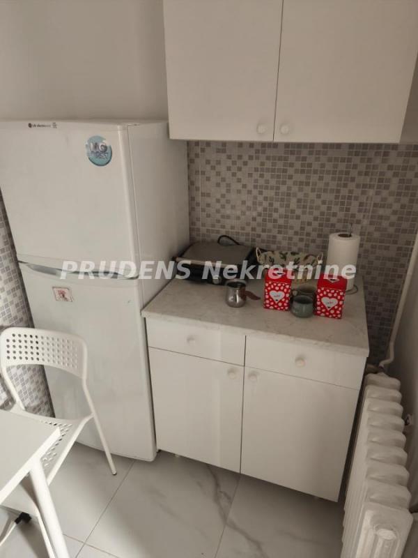 Stan na prodaju u Beogradu, Novi Beograd blok 71, dvosoban, 62m2, cena 214000 evra