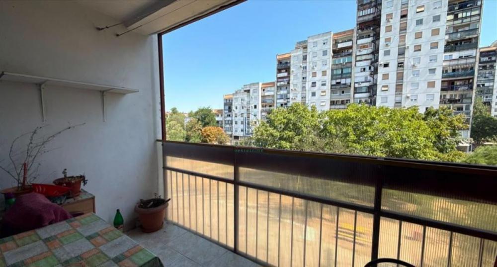 Stan na prodaju u Beogradu, Novi Beograd blok 62, dvosoban, 66m2, cena 220000 evra