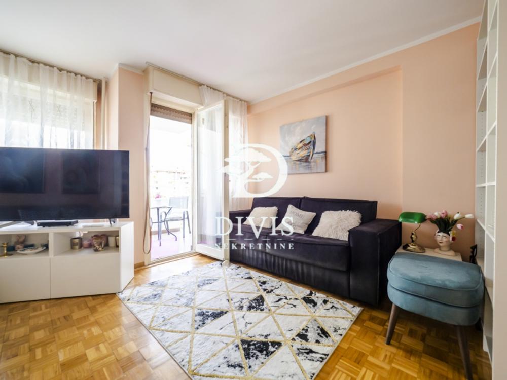 Stan na prodaju u Beogradu, Dorćol, trosoban, 85m2, cena 385000 evra