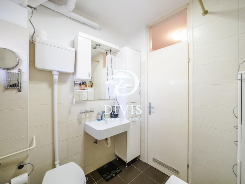 Stan na prodaju u Beogradu, Dorćol, trosoban, 85m2, cena 385000 evra