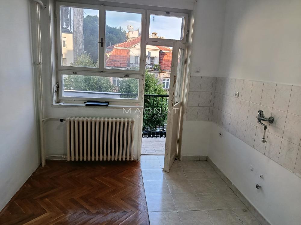Stan na prodaju u Beogradu, Vračar, dvosoban, 60m2, cena 279000 evra