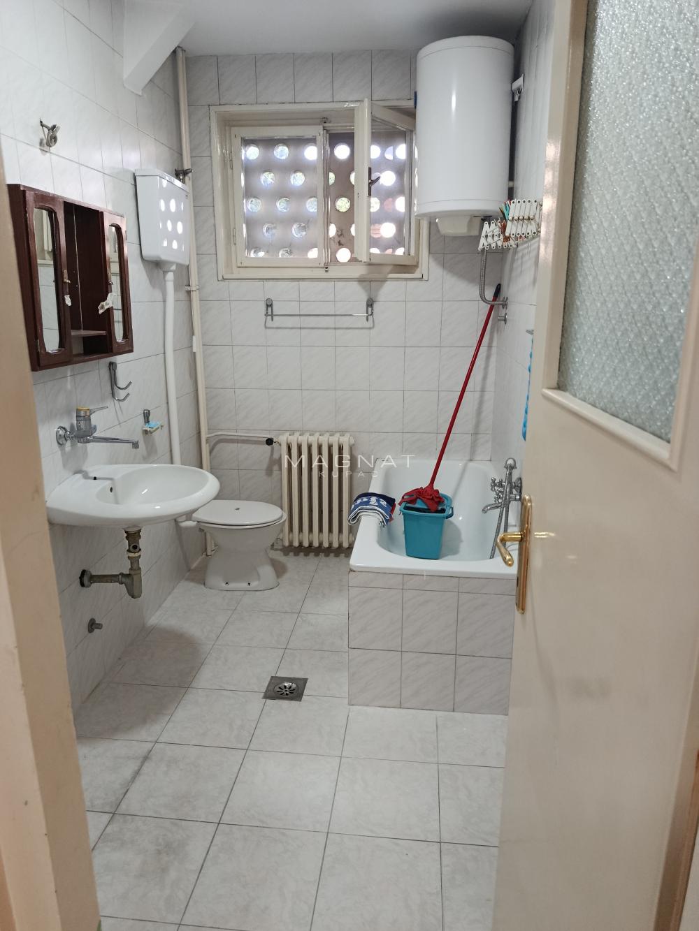 Stan na prodaju u Beogradu, Vračar, dvosoban, 60m2, cena 279000 evra