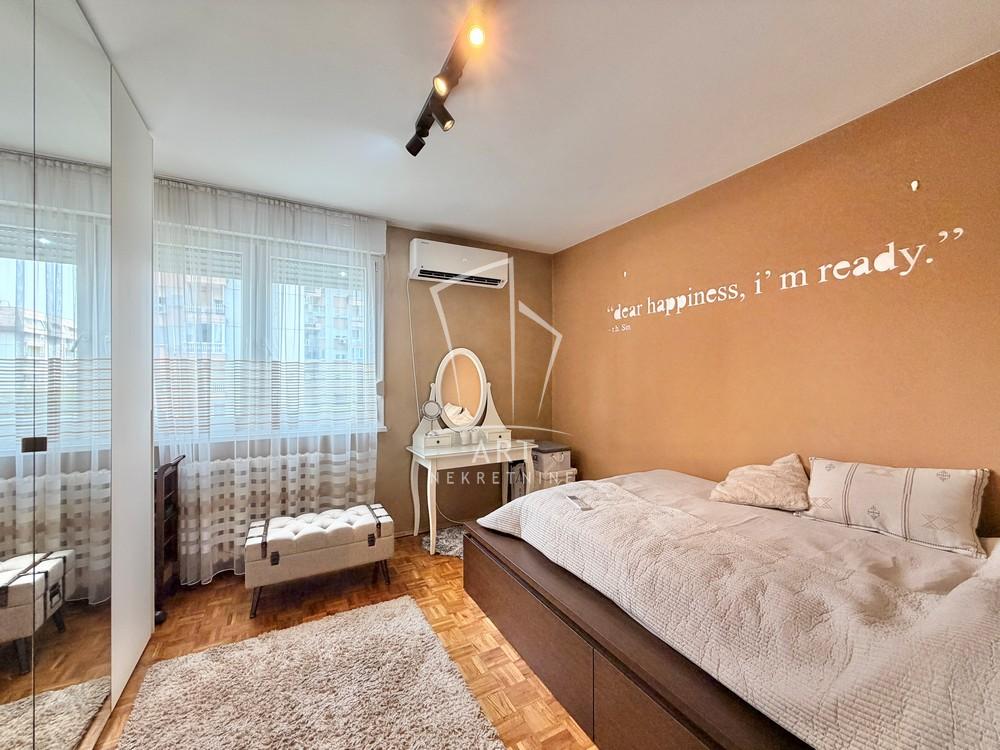 Stan na prodaju u Beogradu, Stari grad, trosoban, 82m2, cena 385000 evra