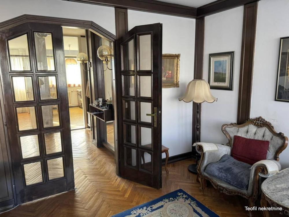 Stan na prodaju u Beogradu, Beograd (centar), cetvorosoban, 97m2, cena 496000 evra