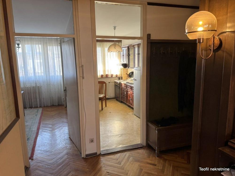 Stan na prodaju u Beogradu, Beograd (centar), cetvorosoban, 97m2, cena 496000 evra