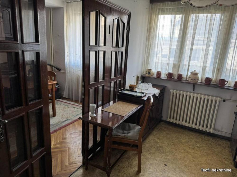 Stan na prodaju u Beogradu, Beograd (centar), cetvorosoban, 97m2, cena 496000 evra