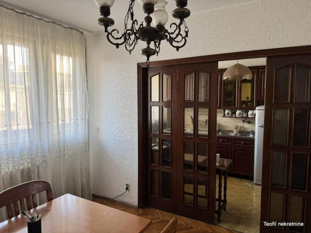 Stan na prodaju u Beogradu, Beograd (centar), cetvorosoban, 97m2, cena 496000 evra