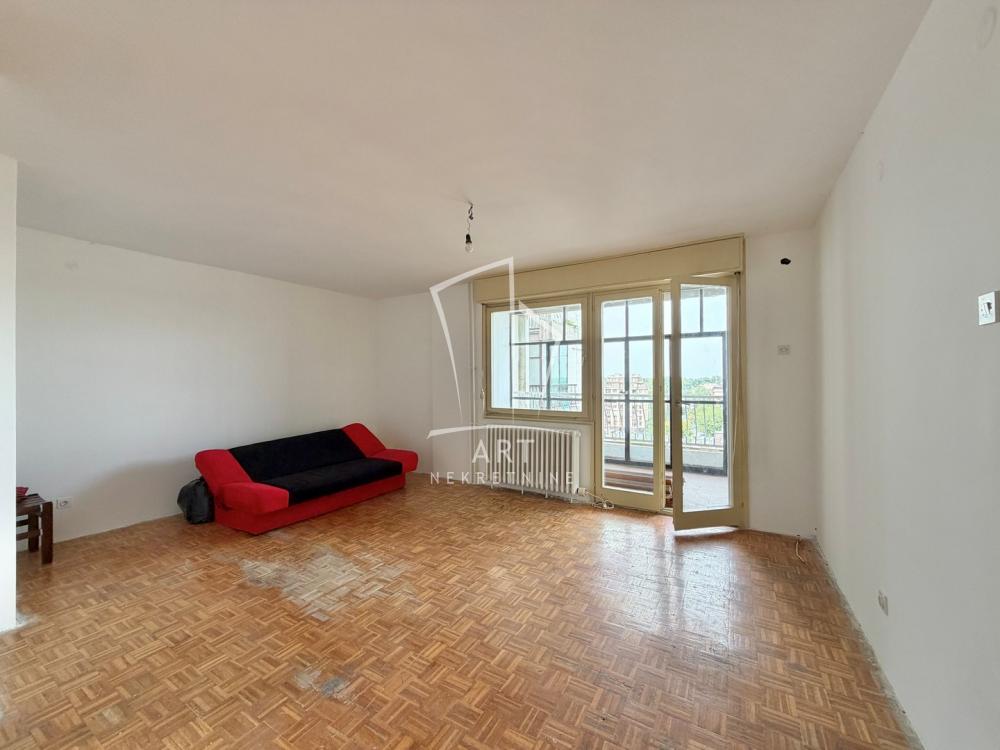 Stan na prodaju u Beogradu, Stari grad, troiposoban, 83m2, cena 360000 evra