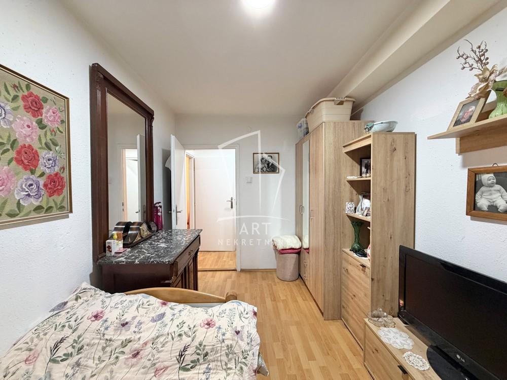 Stan na prodaju u Beogradu, Fontana, dvoiposoban, 68m2, cena 260000 evra