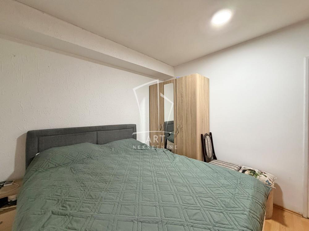 Stan na prodaju u Beogradu, Fontana, dvoiposoban, 68m2, cena 260000 evra